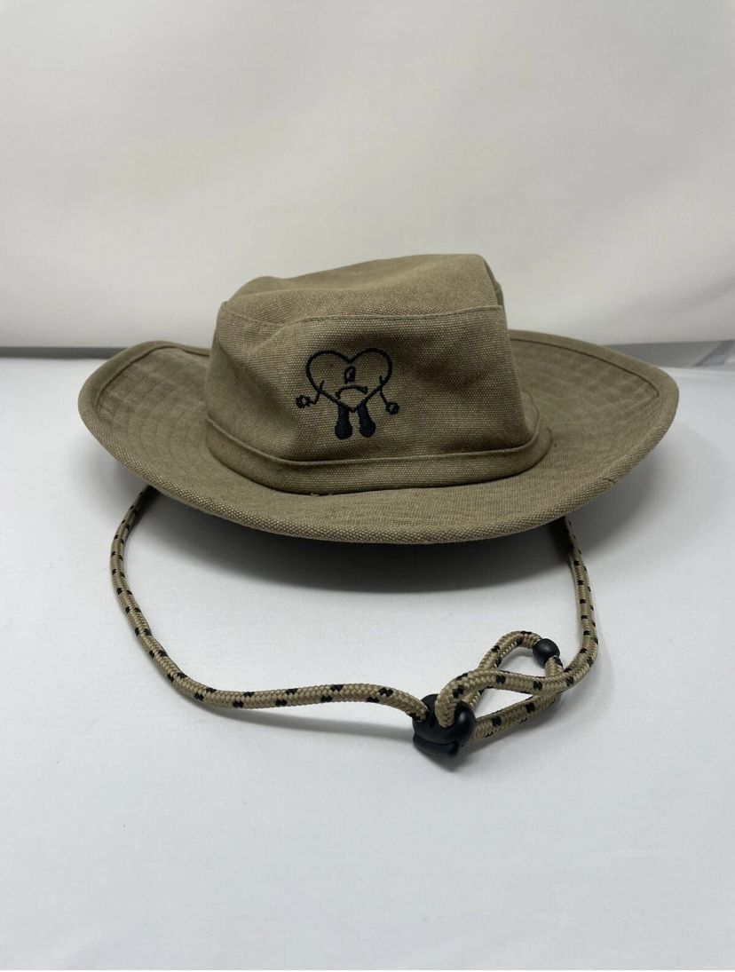 Bad Bunny Authentic Canvas Safari Hat - Un Verano Si Ti Stadium Tour 2022 Merch