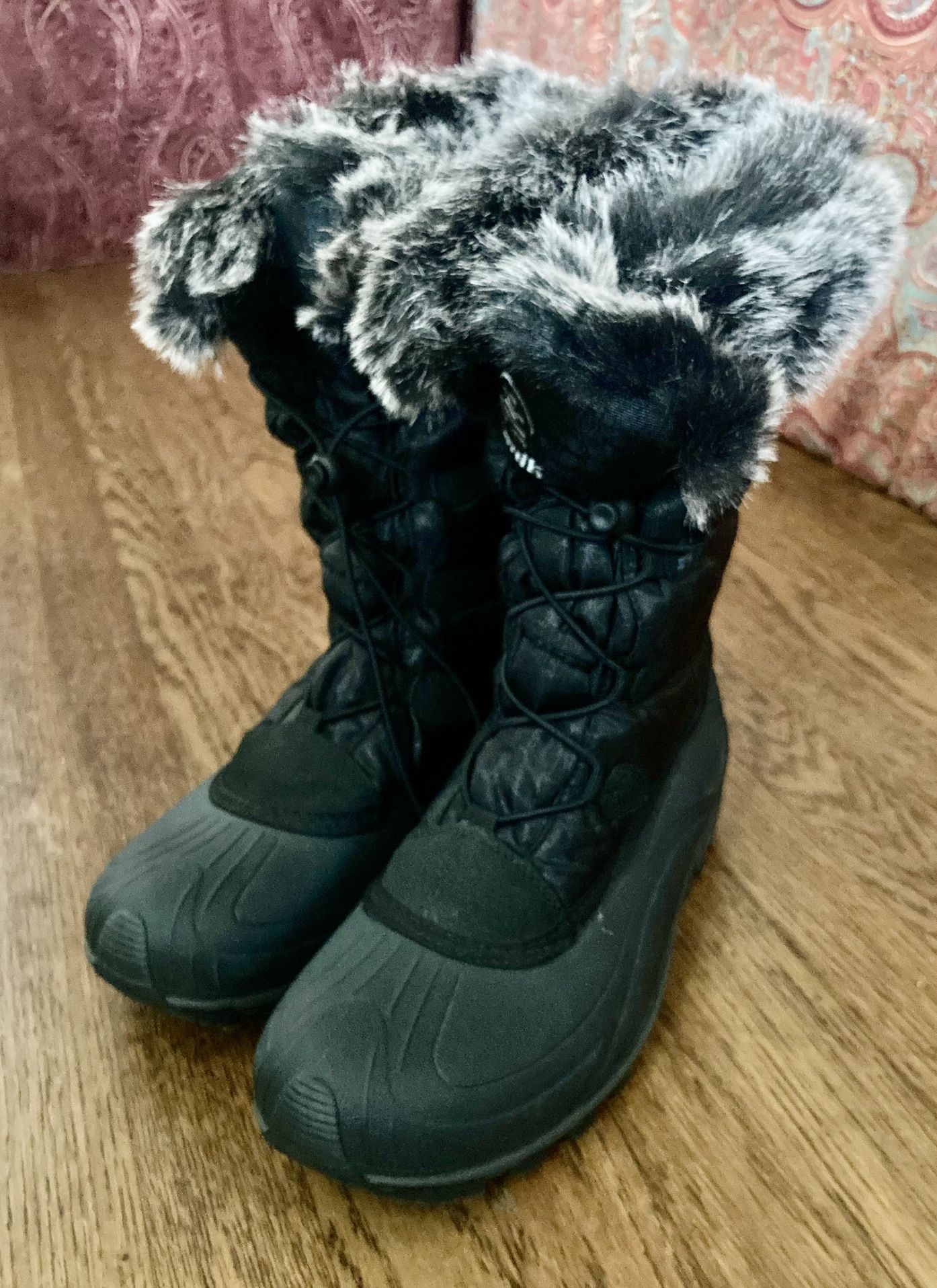 KAMIK SNOW BOOTS