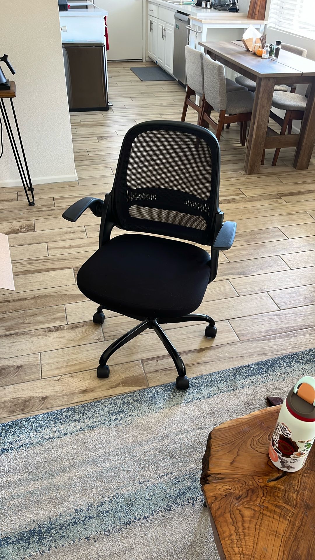 Black Office chair - Like New!