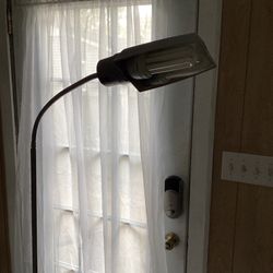 Zoo Med Avian Deluxe Floor Lamp