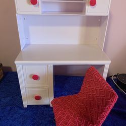 Doll Desk
