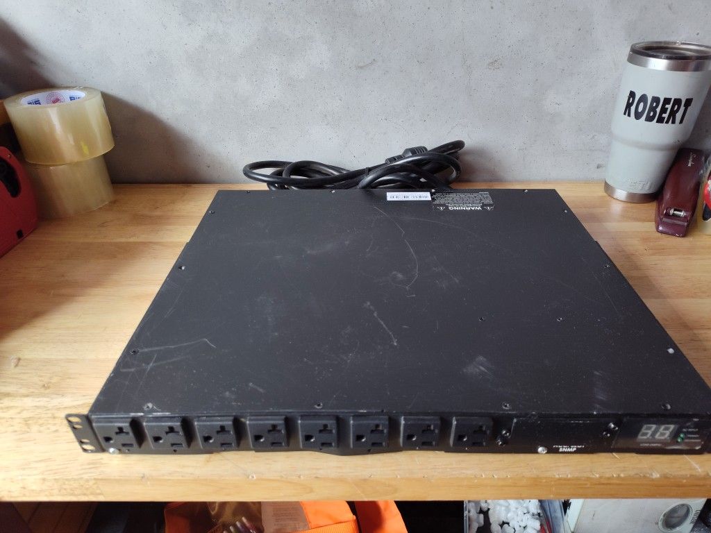 Tripp Lite PDUMH20AT 1900W Metered PDU 20A 120V Input, Output:(16)5-15/20R - ...