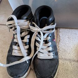 Kids Levi's shoes
