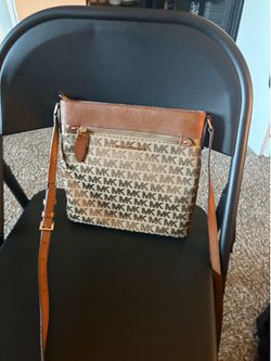 Michael Kors Crossbody Purse