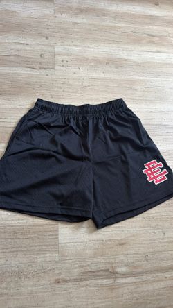 EE black shorts
