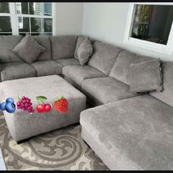 Platinum Large 3 Piece Sectional Couch 💥 By Ashley Signature 💥 Brand New 💥 Fastest Delivery 🚚 