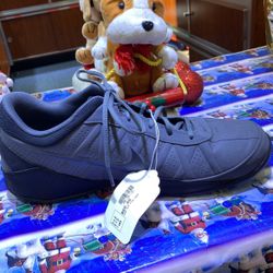 Size 13 Nike Air Ring Shoes 