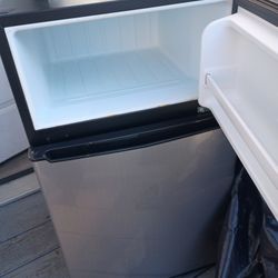 Frizzer  Marca  Hirlpool