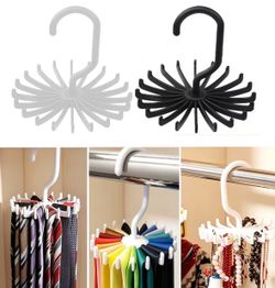 2 rotating hangers black