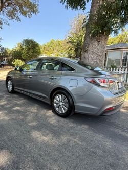 2017 Hyundai Sonata Hybrid