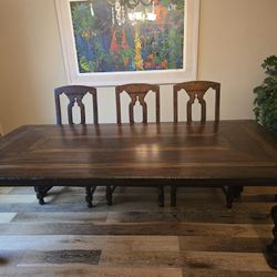 Oak Table Seats 8 Like New With Italian Bed Frame 