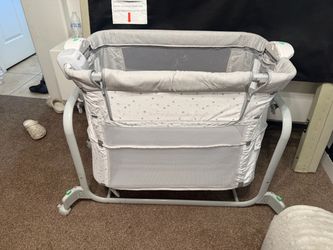 Free baby bassinet