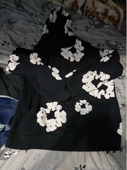 Selling a small deamin tears hoodie