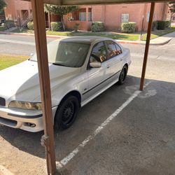 2000 BMW 528i