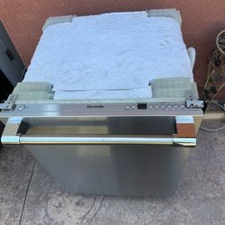 Thermador Dishwasher