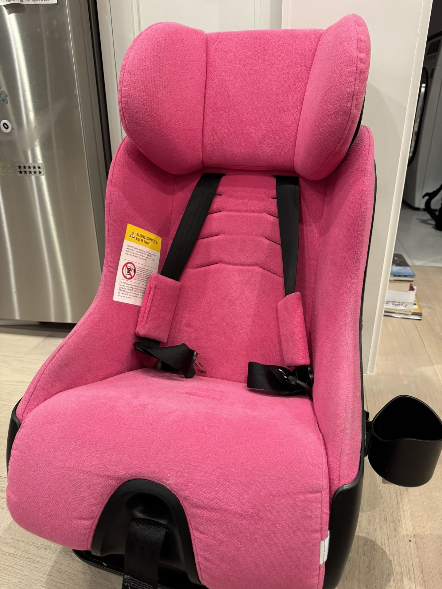 Clek Flo Convertible Car Seat With Cup Holder & Fabric Cleaning Kits