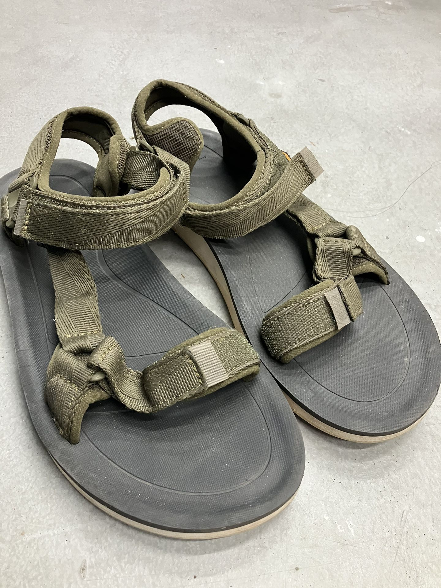 Womens Teva Universal Trail Sandal Size 11