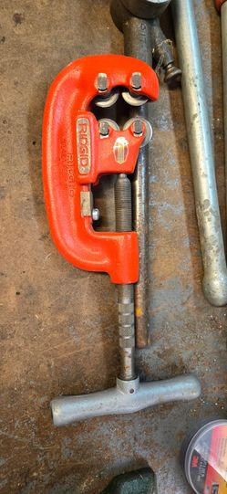 Tool and die and pipe cutter hand tools