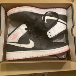 JORDAN 1 MID