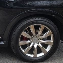 Infiniti 22" Chrome Rims And Tires