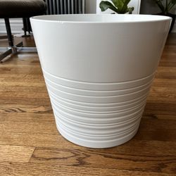 IKEA large Muskot 14” planter pot plant white ceramic 