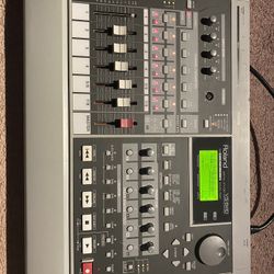Roland 8 Track Digital Work Station 