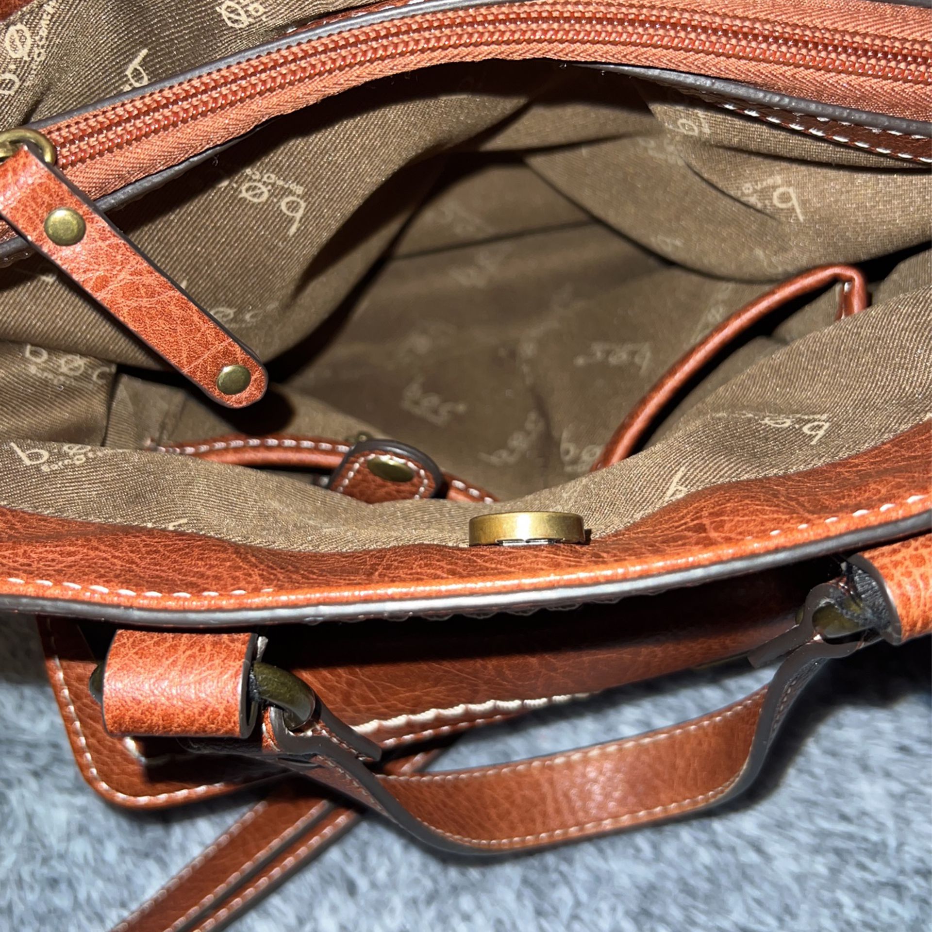 bobobark convertible backpack purse for Sale in Westminster, CO - OfferUp