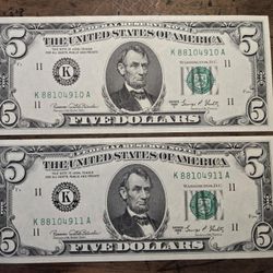 2-1969c $5 Dollar Bill Consecutive 