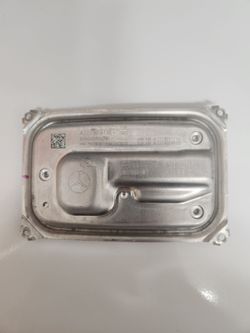 OEM | 2022 - 2026 Mercedes-Benz C300 LED Headlight Ballast Module