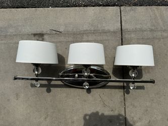 3 Light Vanity Fixture