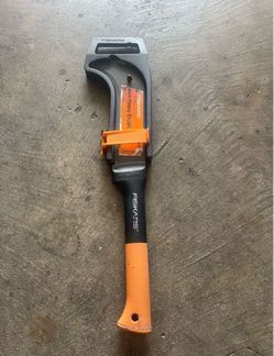 Fiskars Curved Blade 9In Brush Axe, Black and Orange,