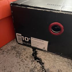 Jordan 11 72-10 - Size 10.5