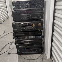 Bundle Home Stereo Systems (Everything   For $50)