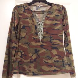 CUTE TOP