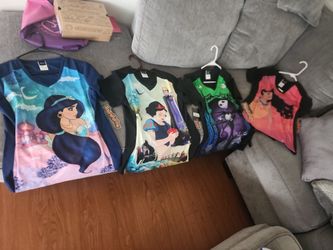 DISNEY SCRUBS XS