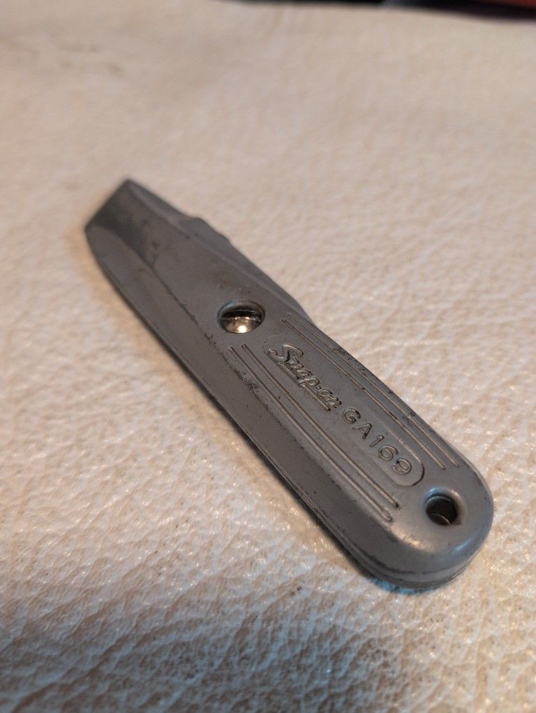 Snap On Box Knife