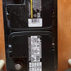 Uno Casi Nuevo Y El Otro Más Viejo 