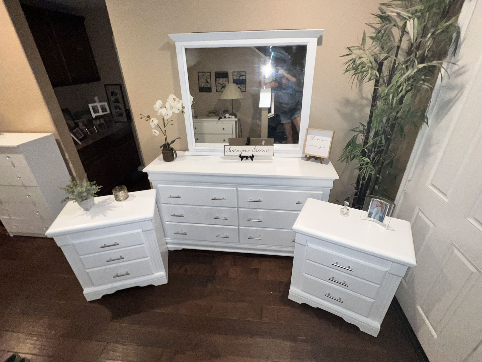 Beautifully refinished king size Dresser,Nightstands & mirror 64 x 19 x 37 a queen headboard and footboard is also available