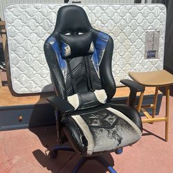 Gaming/office chair