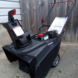 Like-New Briggs And Stratton 22" Inch Single Stage Gas Snowblower With Easy Chute Control 