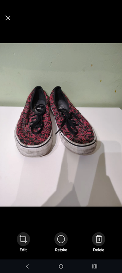 Vans Women's Size 6 Black and Red Canvas Shoes Lace Up Disney Mickey Mouse