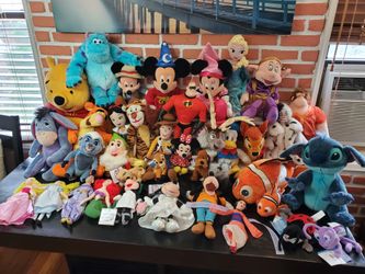 Lets Make Some Deals for Huge Lot of 39 Disney Plushes/Stuffed Animals/Beanie