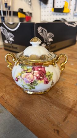 Vintage gold rim floral Porcelain Sugar Bowl with Lid