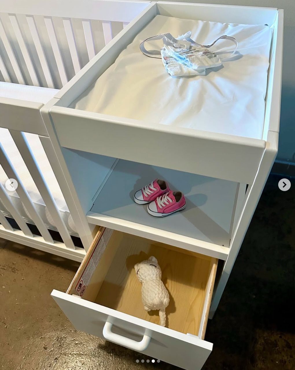 Alice 5 In 1 Changer/Crib