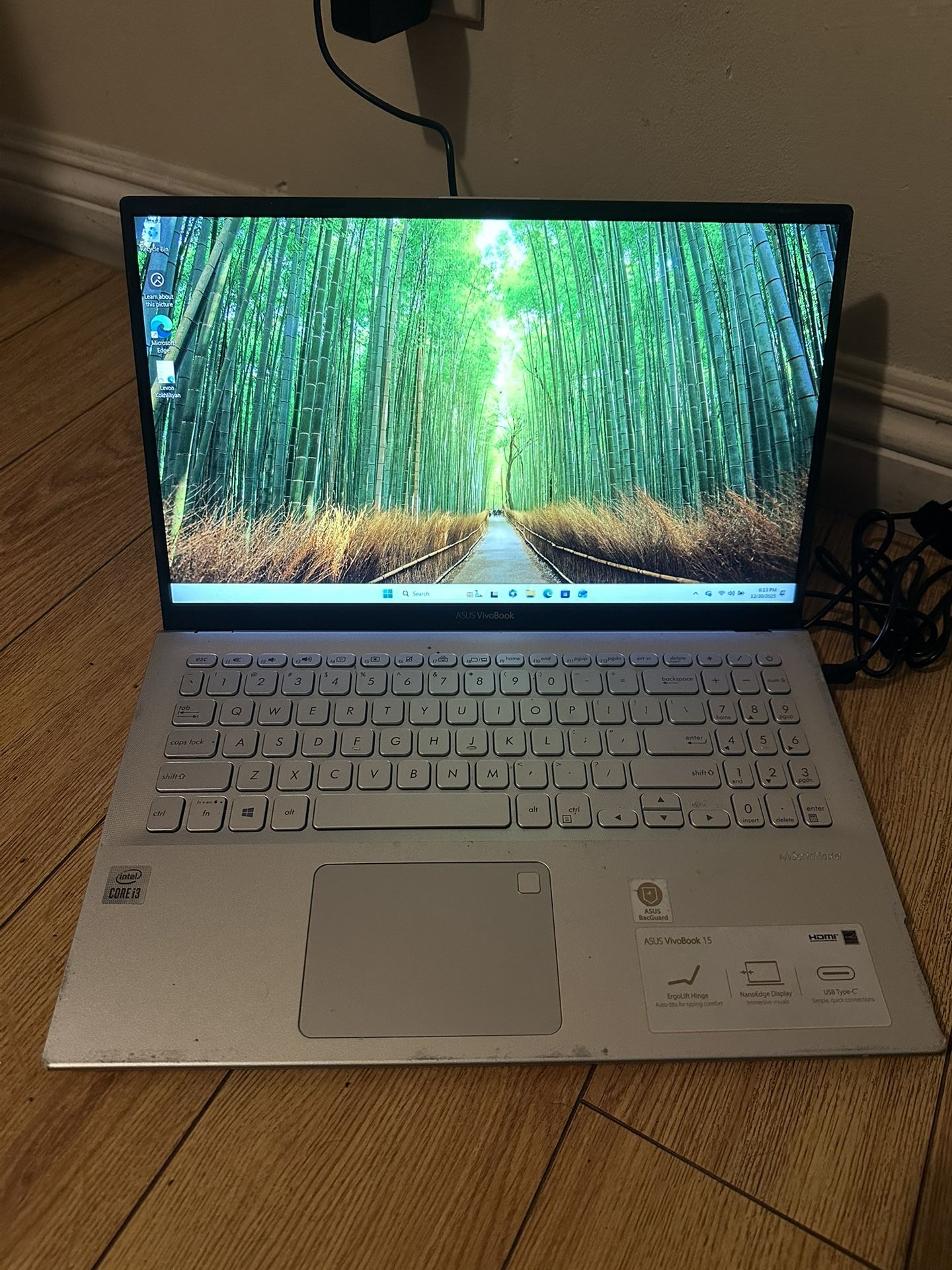 Asus Vivobook 15 Intel i3 4gb Ram 128gb Ssd