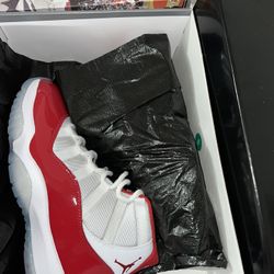 Jordan 11 Cherry