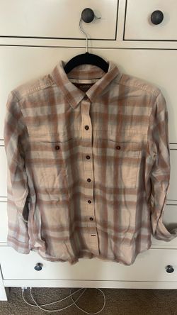 REI Women’s Flannel Size Medium