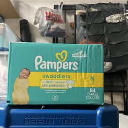 Pampers Newborn -84ct Swaddlers