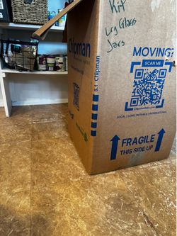 Free moving boxes and paper