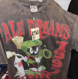 Vale USA Dreams Marvin the Martian Graphic Tee